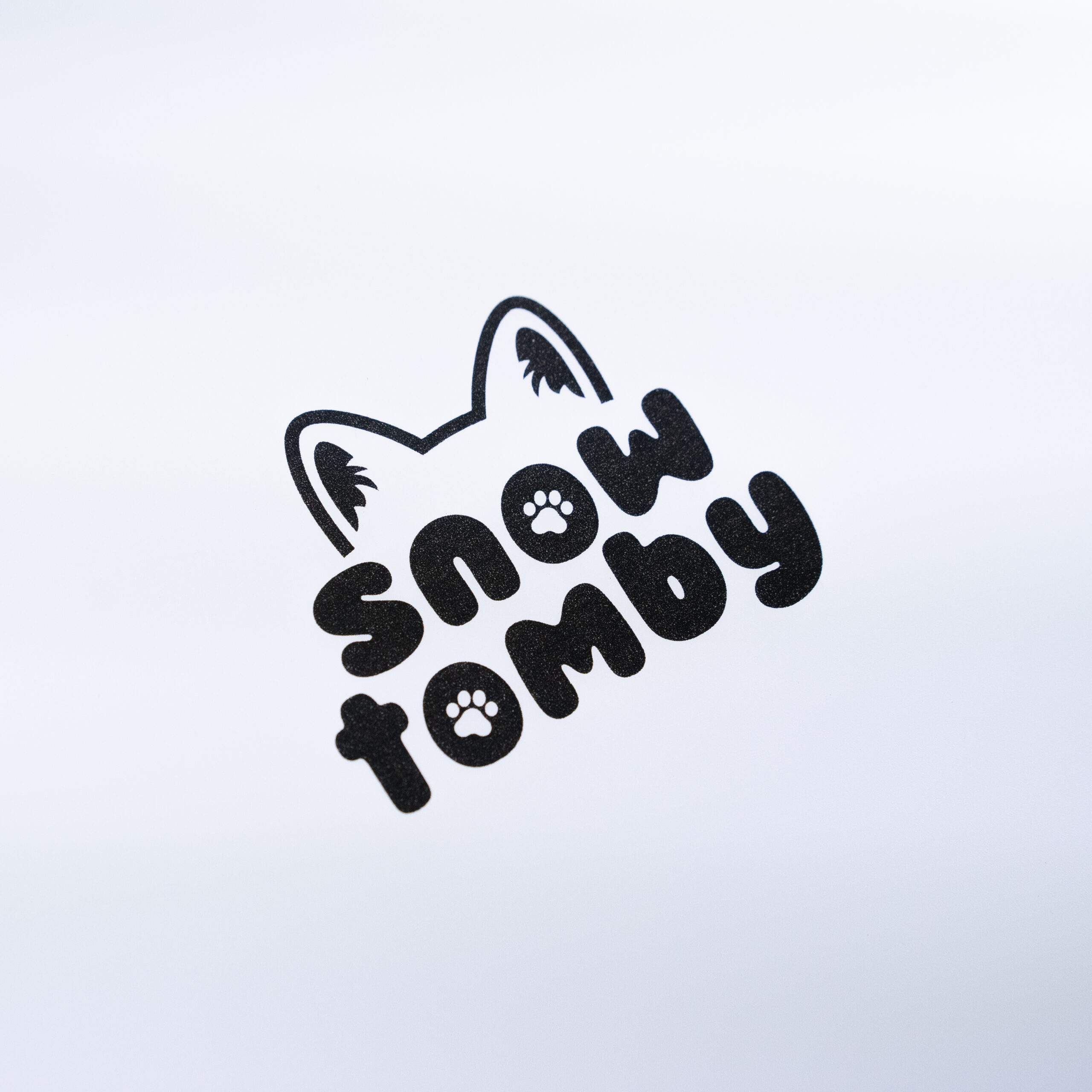 KMS_05112024_Snow-Tomby-Hoes_PRODUCT_HiRes-2